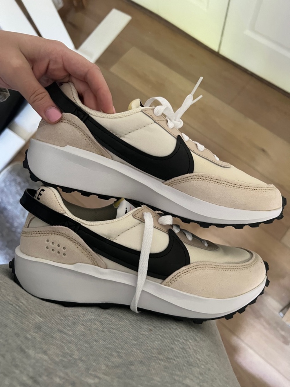 Nike Women's Beige and Black Retro-Style Running Sneakers - Picture 4 of 5